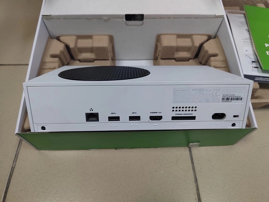 Игровая приставка Microsoft X-Box Series s 512gb