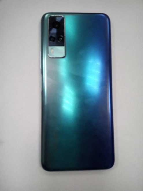 Смартфон Vivo Y31