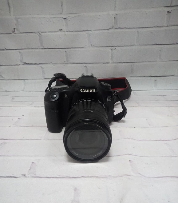 Фотоаппарат зеркальный Canon EOS 60D Body ФМ