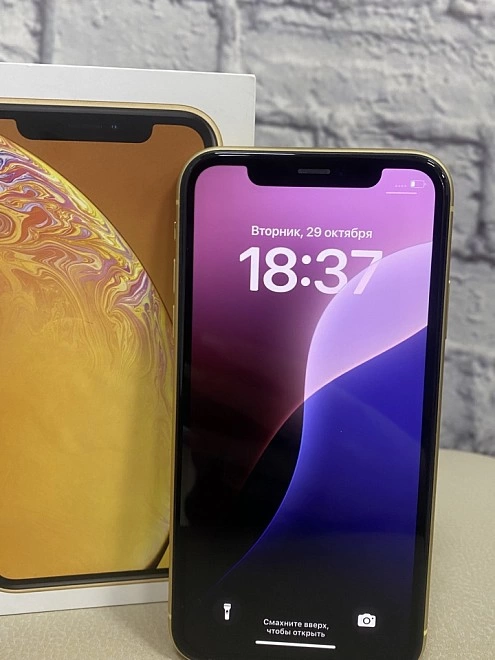 Смартфон Apple XR