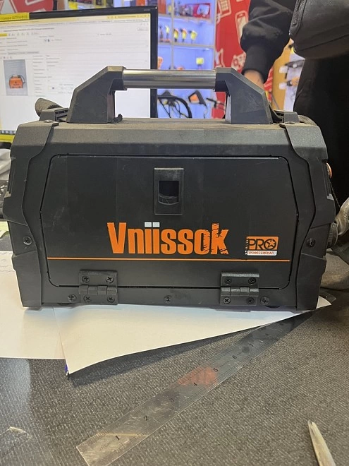 Сварочный аппарат VNIISSOK MIG 205