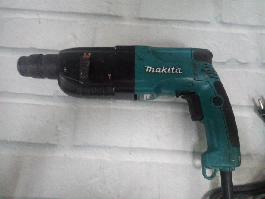 Перфоратор Makita Makita HR2450