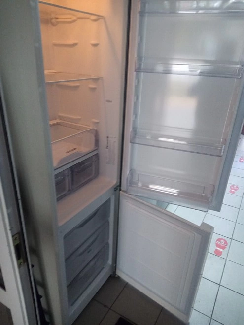 Холодильник Indesit DS 4200 E