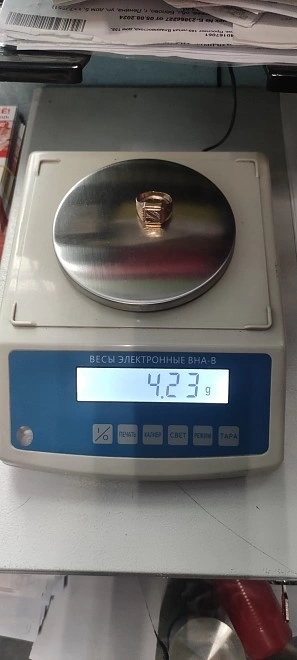 Кольцо золотое 585 проба 4,22 гр. 21,5р.