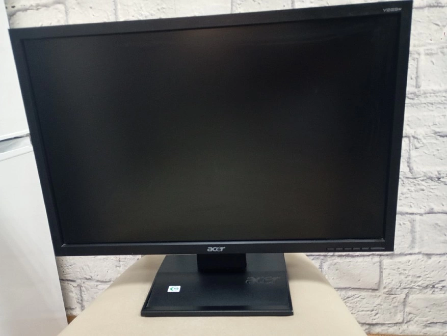 Монитор Acer V223W