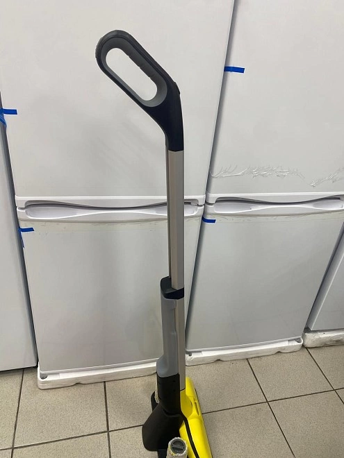 Аккумуляторная швабра Karcher EWM 2
