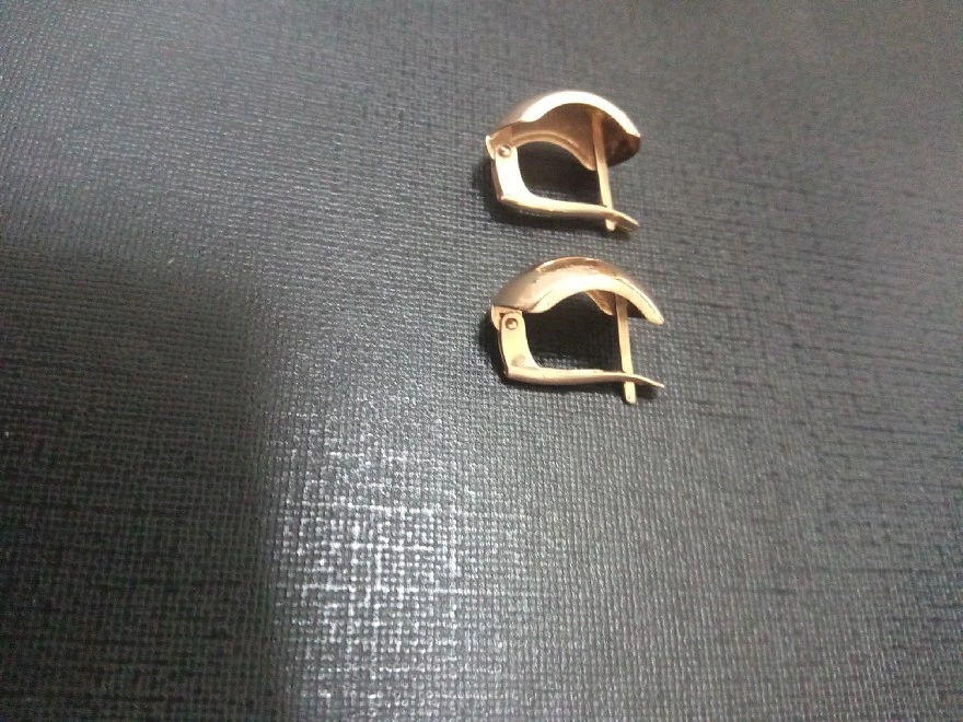 Серьги золотые 585 проба вес-2,450гр.Ф.М.