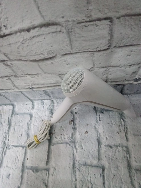 Фен PHILIPS  HP8232 DryCare Advanced