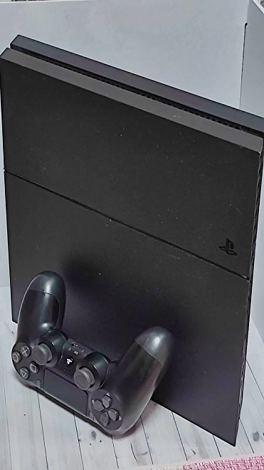 Игровая приставка PS4 Sony CHU-1008A