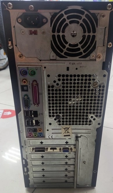 Системный блок No Name 150GB/4GB/Intel Core 2 1.8GHz/AMD HD5500Series