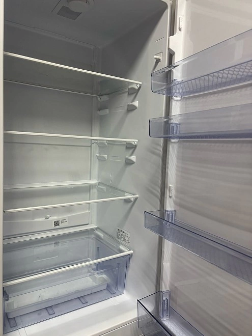 Холодильник Beko RCSK335M20W 