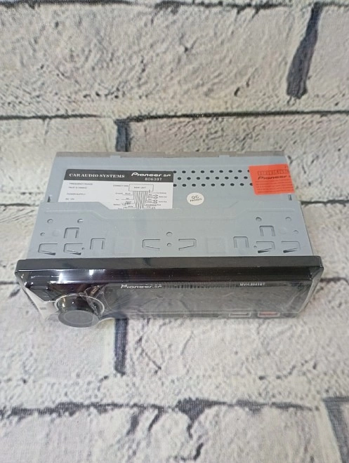 Автомагнитола Pioneer BT-9052