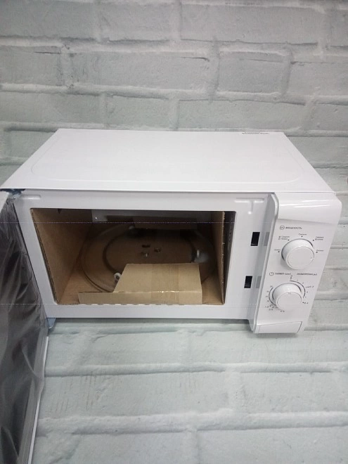 Микроволновая печь Leff 20MM721W