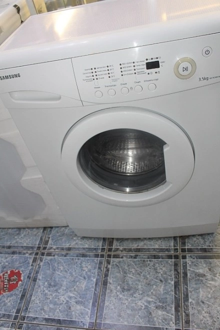 Стиральная машина Samsung WF7358N1W 3.5КГ