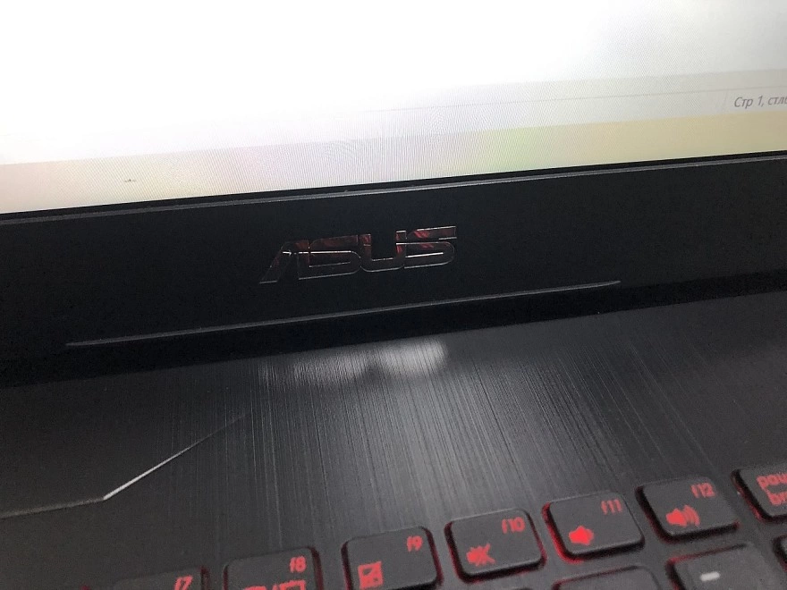 Ноутбук Asus i5-6300HQ 4/4 по 2.3Ghz/16 ОЗУ/SSD256+HHD/GF1060