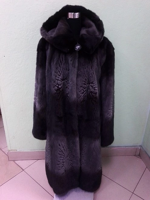 Шуба средней длинны, цельная Elena Fur 50-52 с капюшоном
