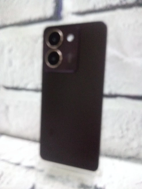 Смартфон Vivo Y27s 8/256gb