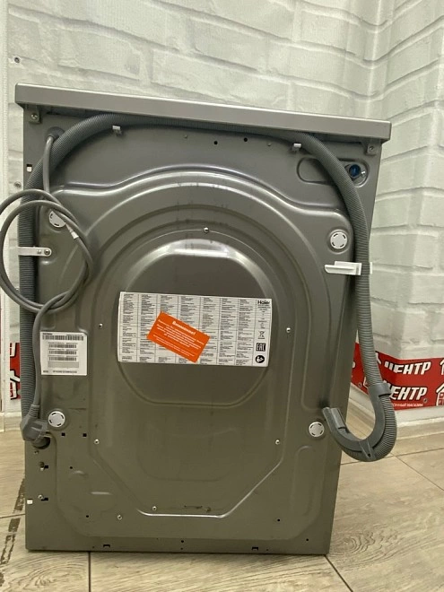 Стиральная машина Haier HW70-BP12969BS