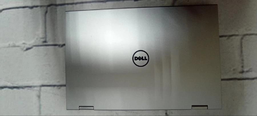 Нэтбук Dell Intel(R) HD Graphics/1,60GHz/4ГБ/238ГБ
