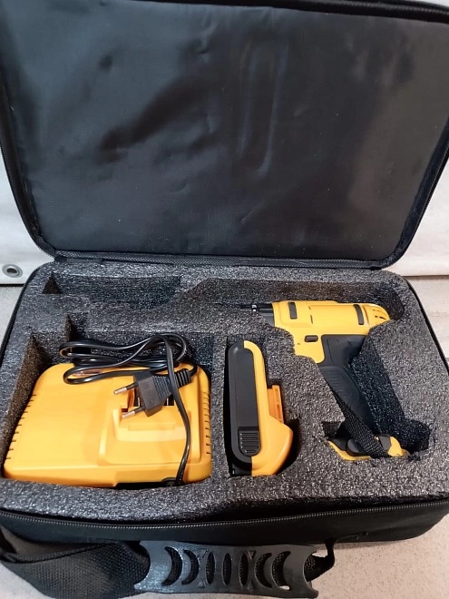 Шуруповерт CORDLESS DRIVER DRILL 21V