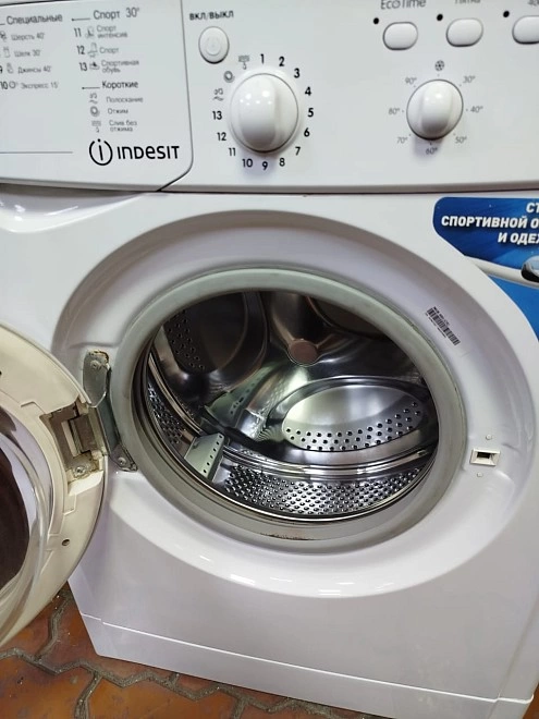 Стиральная машина Indesit IWUB 4085