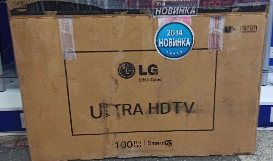 Телевизор LG 40UB800V