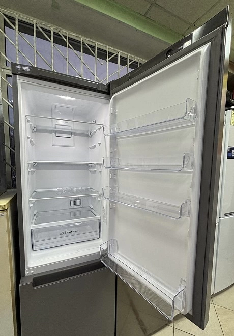 Холодильник Indesit ITS 5200 G