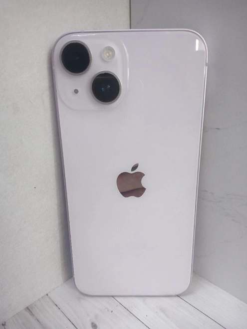 Смартфон Apple iPhone 14