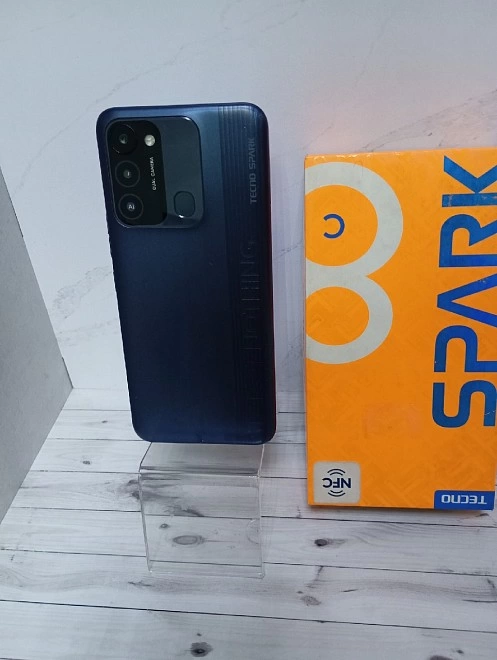 Смартфон TECNO  Spark 8C 4/64 ГБ