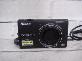 Фотоаппарат цифровой  Coolpix S6200
