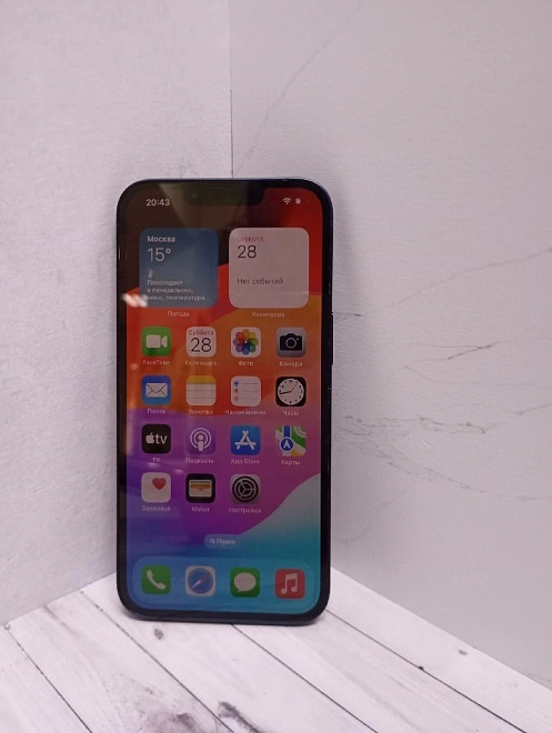 Смартфон iPhone 13 /128 гб
