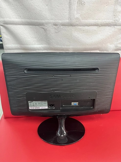 Монитор Samsung B2230N