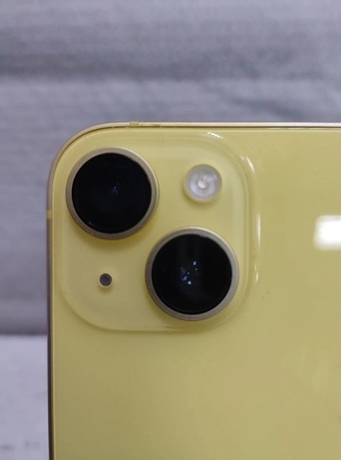 Смартфон Apple iPhone 14 6/128 Gb