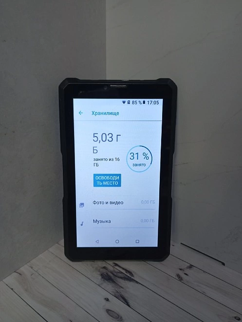 Планшетный компьютер BQ 7082G