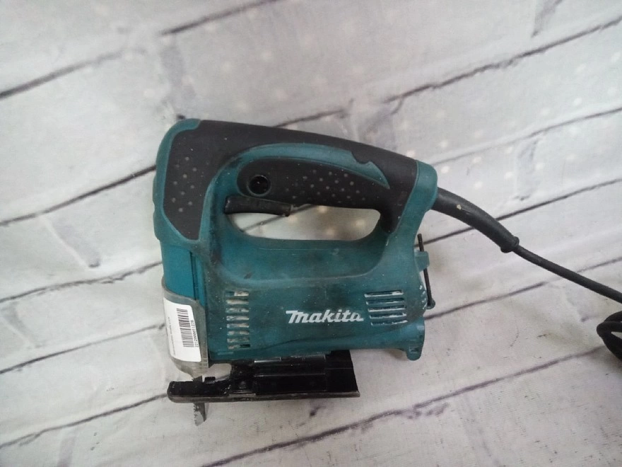 Электролобзик Makita 4326
