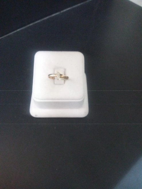 Кольцо золотое с камнями  585пр. 1.620гр. 16р-р ФМ
