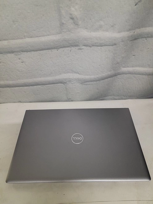 Ноутбук Dell i7-11370H DDR4-16Gb SSD-250Gb MX450-2Gb