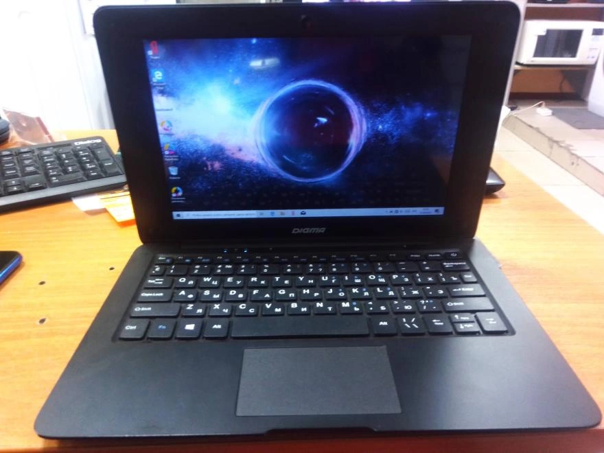 Ноутбук Digma EVE 10 C300