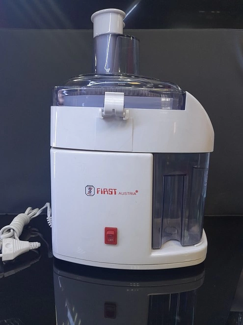 Соковыжималка First NT9214