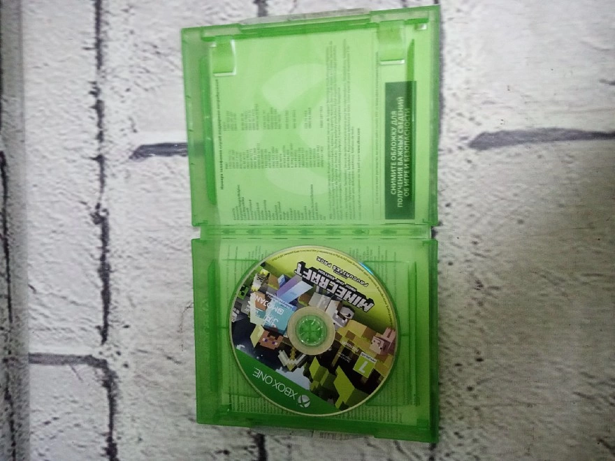 Диск для приставки  Xbox ONE/MINECRAFT