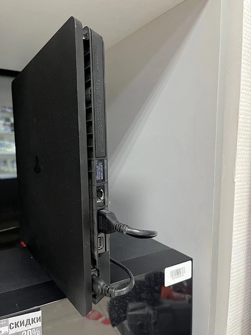 Игровая приставка PS4 Sony PlayStation 4 Slim 1Tb