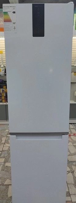 Холодильник Whirlpool W7 931T W