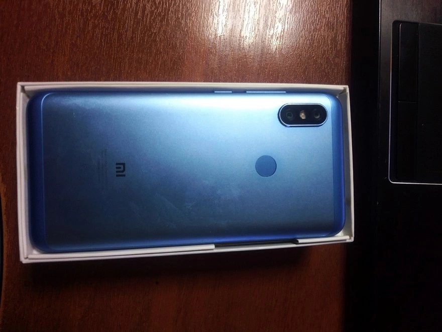 Смартфон Xiaomi Redmi Note 6 Pro