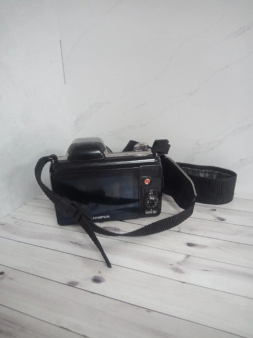 Фотоаппарат цифровой Olympus SP-810UZ ФМ