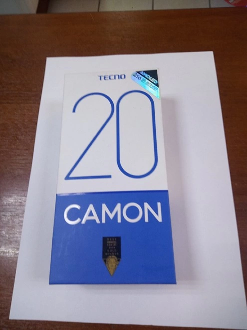 Смартфон TECNO  Camon 20 8/256 ГБ, 2 nano SIM, Glacier Glow
