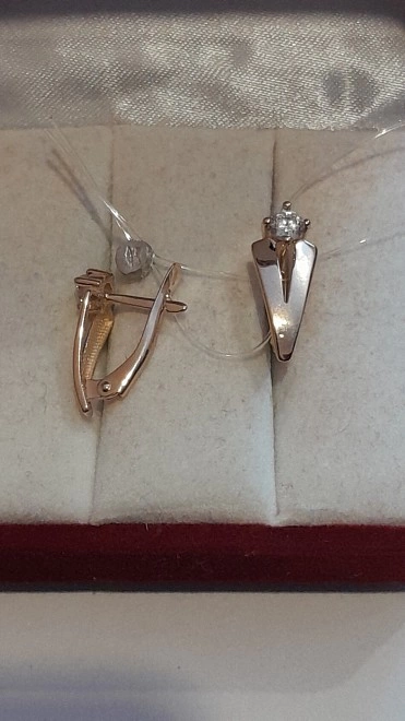 Серьги золотые с камнями  2,68гр 585пр. ФМ