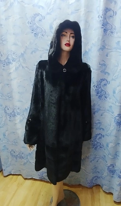 Шуба BlackGlama 48-50 р-р
