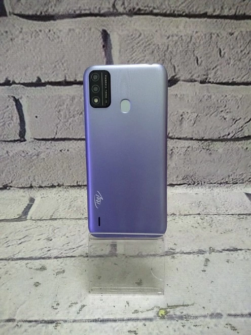 Смартфон Itel А48