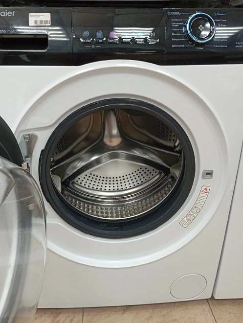 Стиральная машина Haier HW65-BP129302B