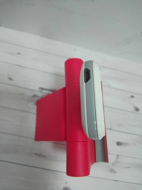 Телефон мобильный Fly DS104D